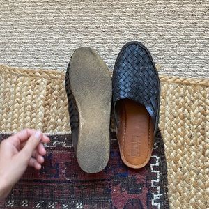 Mohinders Iron Dyed Woven Leather Slides